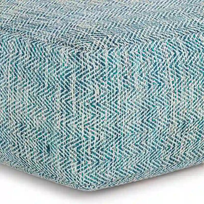 Pouf carré en coton tissé à la main avec motif chiné et rembourrage en billes de polystyrène